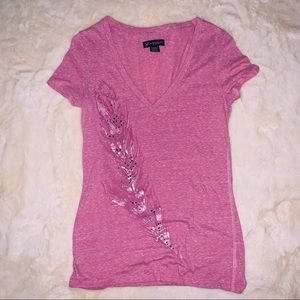 Lavender V-neck tee